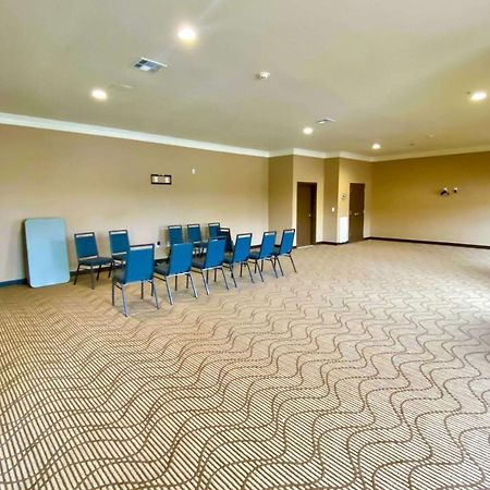 Comfort Inn & Suites Harrah Choctaw Eksteriør billede