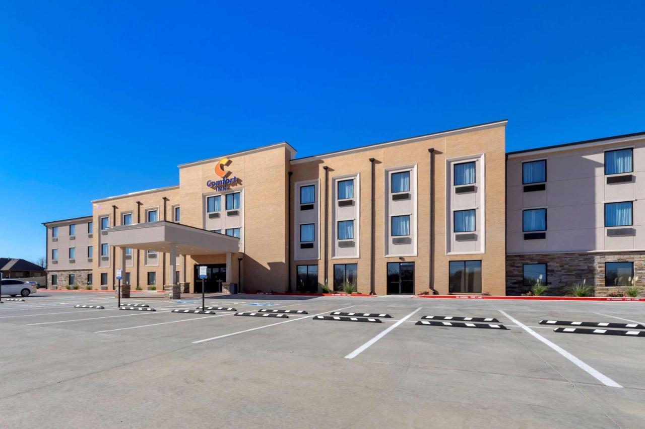 Comfort Inn & Suites Harrah Choctaw Eksteriør billede