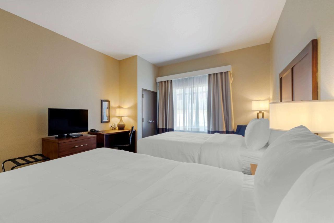 Comfort Inn & Suites Harrah Choctaw Eksteriør billede