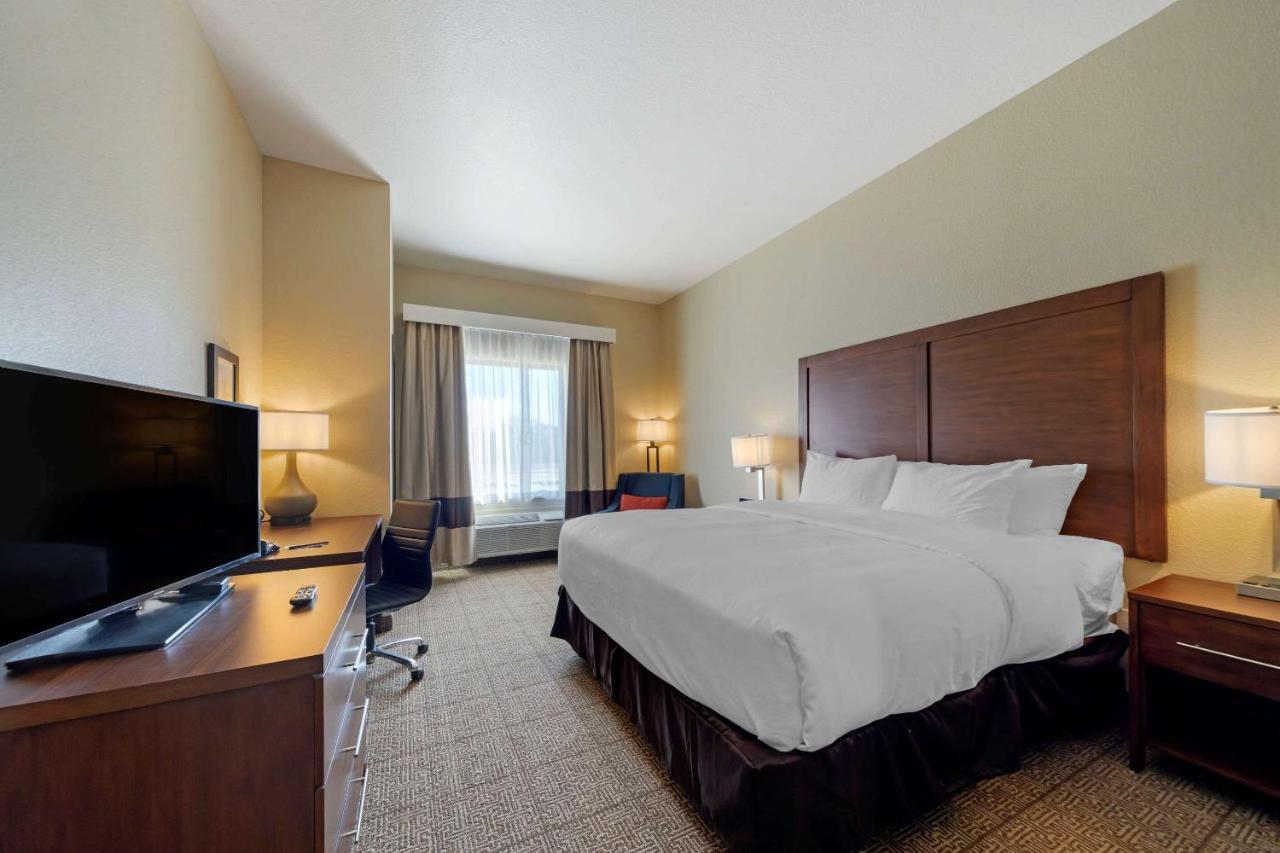Comfort Inn & Suites Harrah Choctaw Eksteriør billede