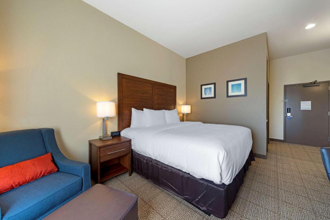 Comfort Inn & Suites Harrah Choctaw Eksteriør billede