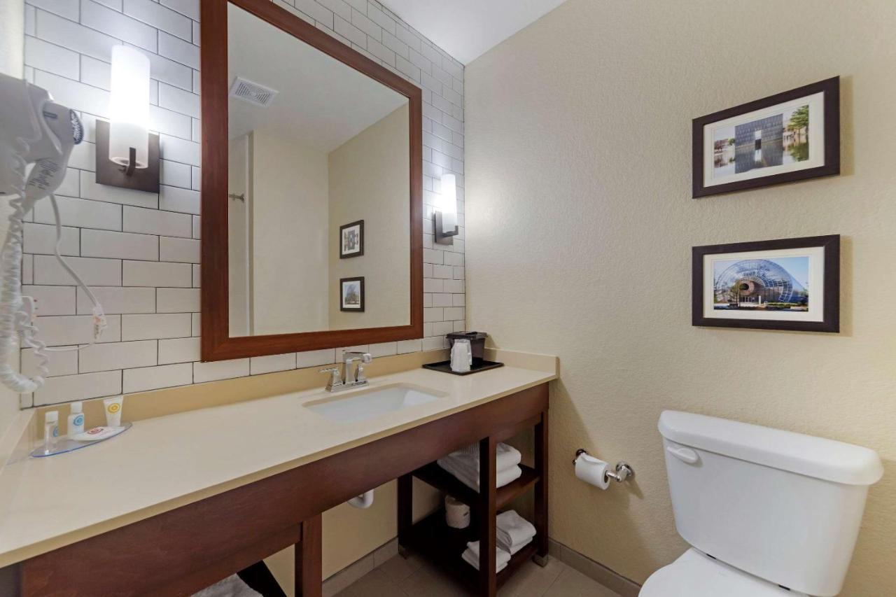 Comfort Inn & Suites Harrah Choctaw Eksteriør billede